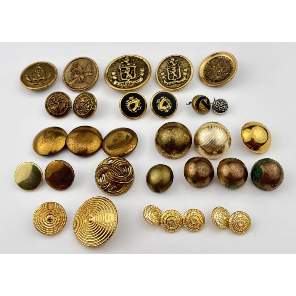 Vintage Brass & Gold Button Lot – Embossed,‎ Hammered & Textured Mix, 31 Pieces